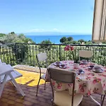 Michela's House شقة